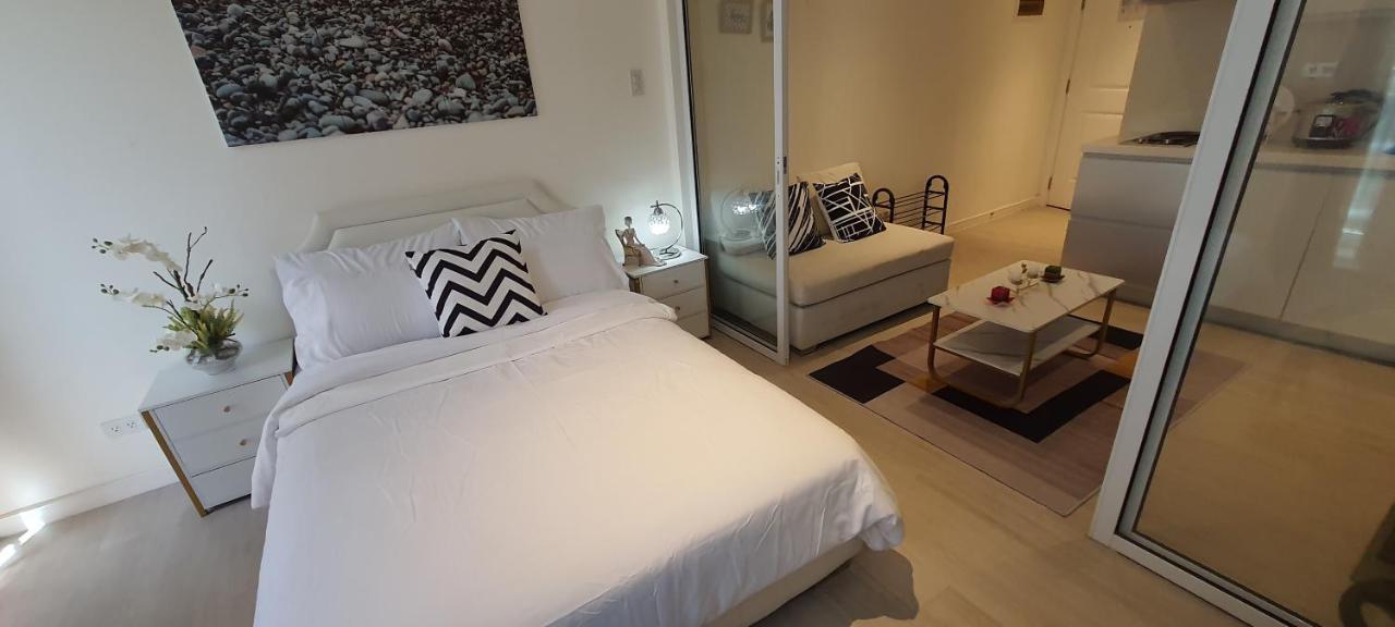 Jn Condotel The Azure Urban Resort Residences Paranaque City Экстерьер фото