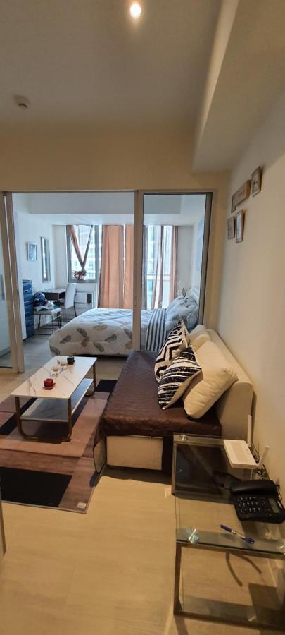 Jn Condotel The Azure Urban Resort Residences Paranaque City Экстерьер фото