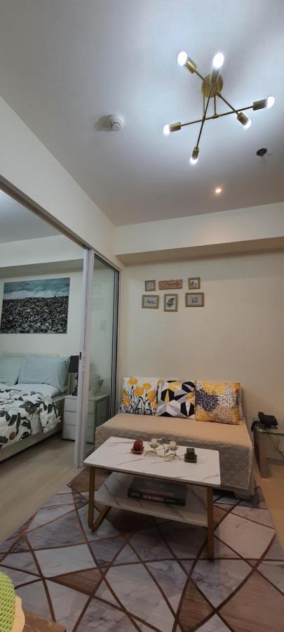 Jn Condotel The Azure Urban Resort Residences Paranaque City Экстерьер фото