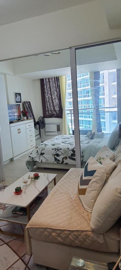 Jn Condotel The Azure Urban Resort Residences Paranaque City Экстерьер фото