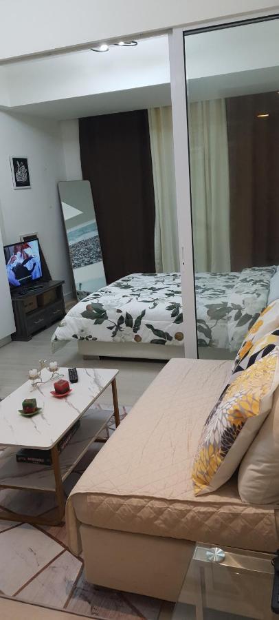 Jn Condotel The Azure Urban Resort Residences Paranaque City Экстерьер фото